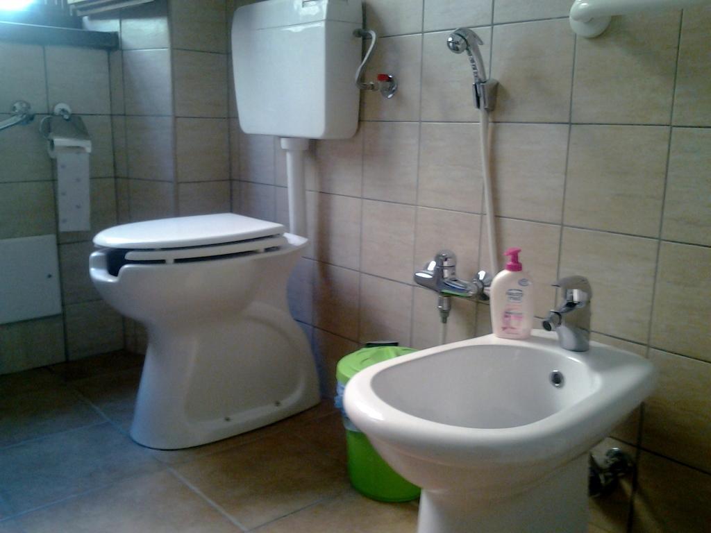 B&B Su Semucu Ballao Quarto foto